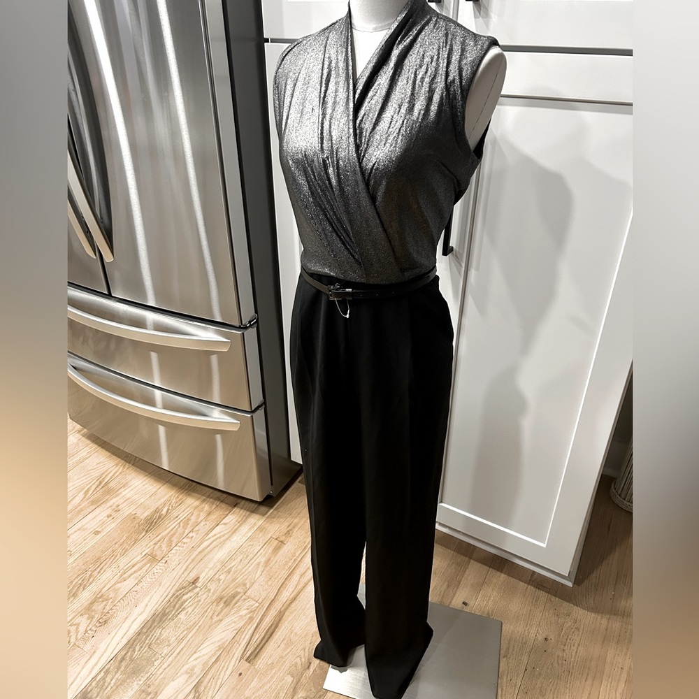 NWT Tommy Hilfiger Color Blocked Jumpsuit With Side Pockets And Belt